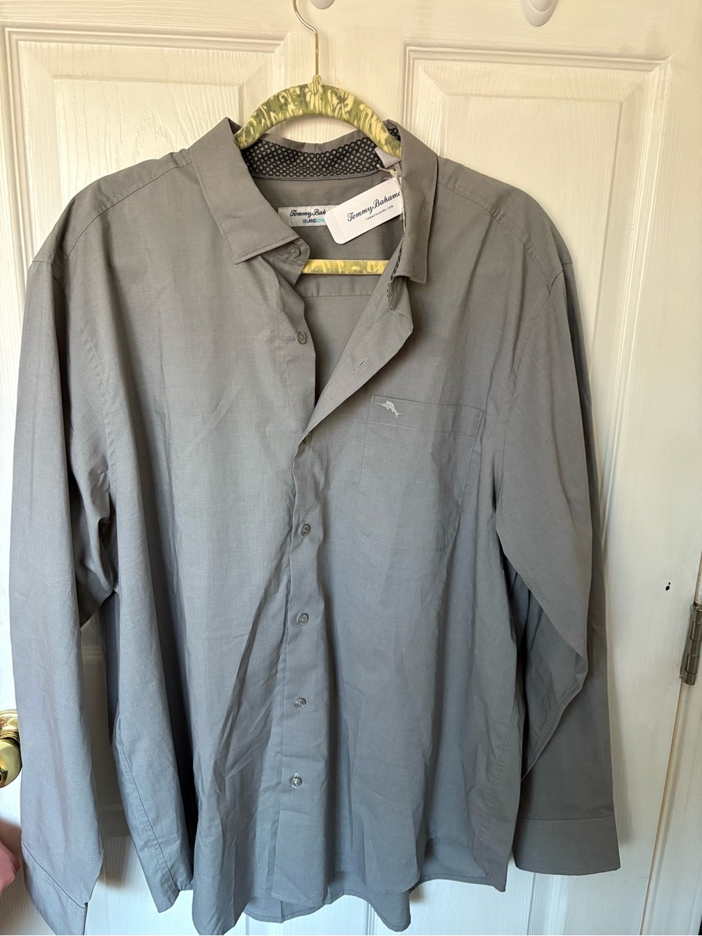 NWT Tommy Bahama Grey Button-Up Shirt